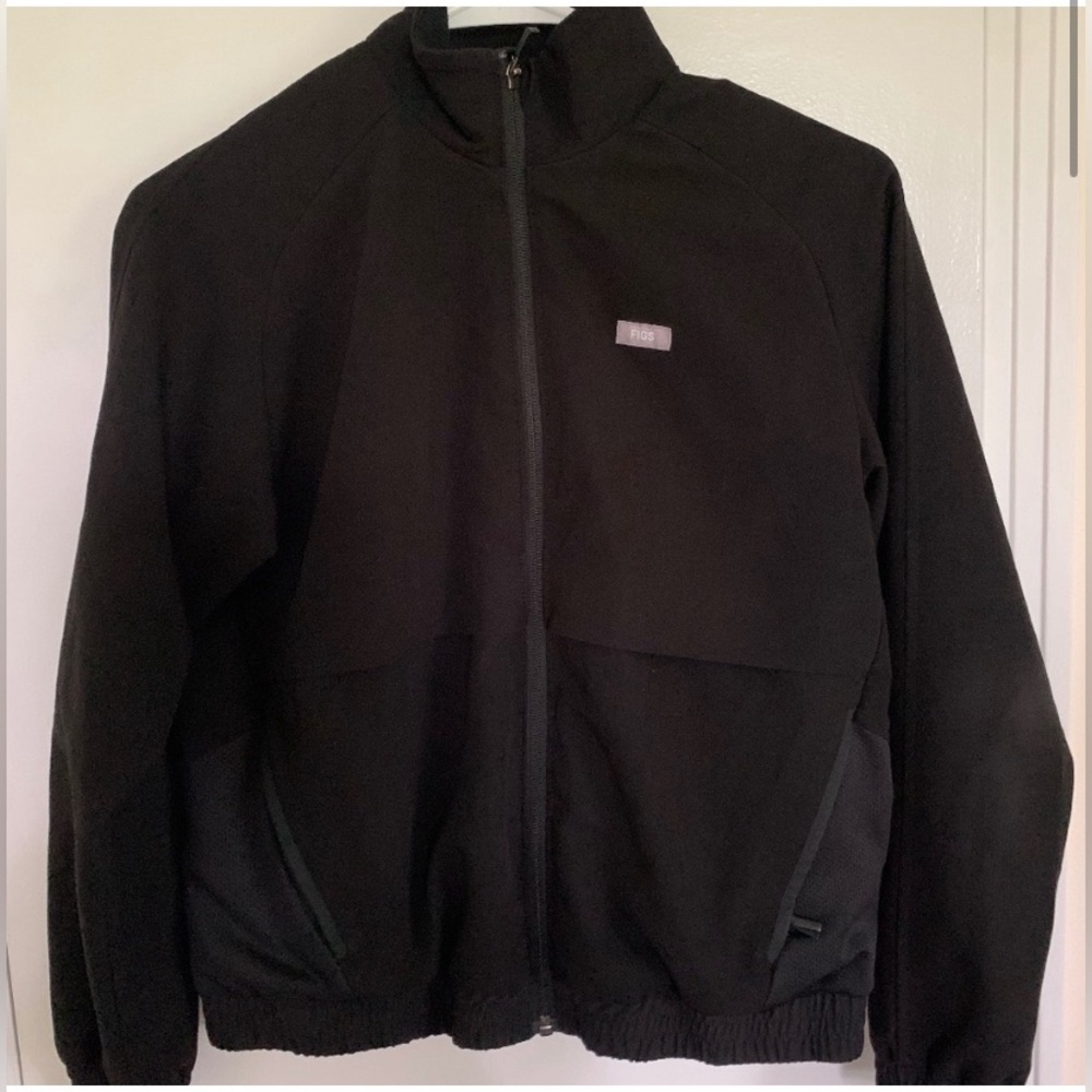 FIGS Sydney Scrub Jacket